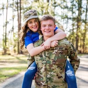 Meet your Posher, Makenzie